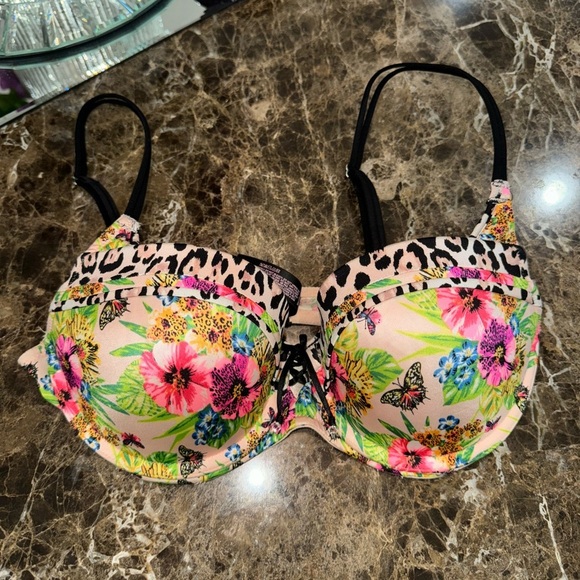 Butterfly and Floral Victoria’s Secret Bra! - Picture 1 of 6